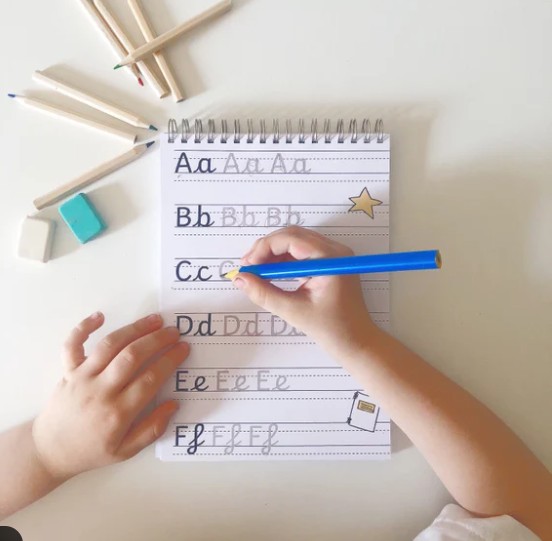 Écriture manuscrite analysée par intelligence artificielle